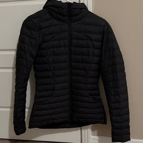 lululemon pack it down jacket - Picture 2 of 4